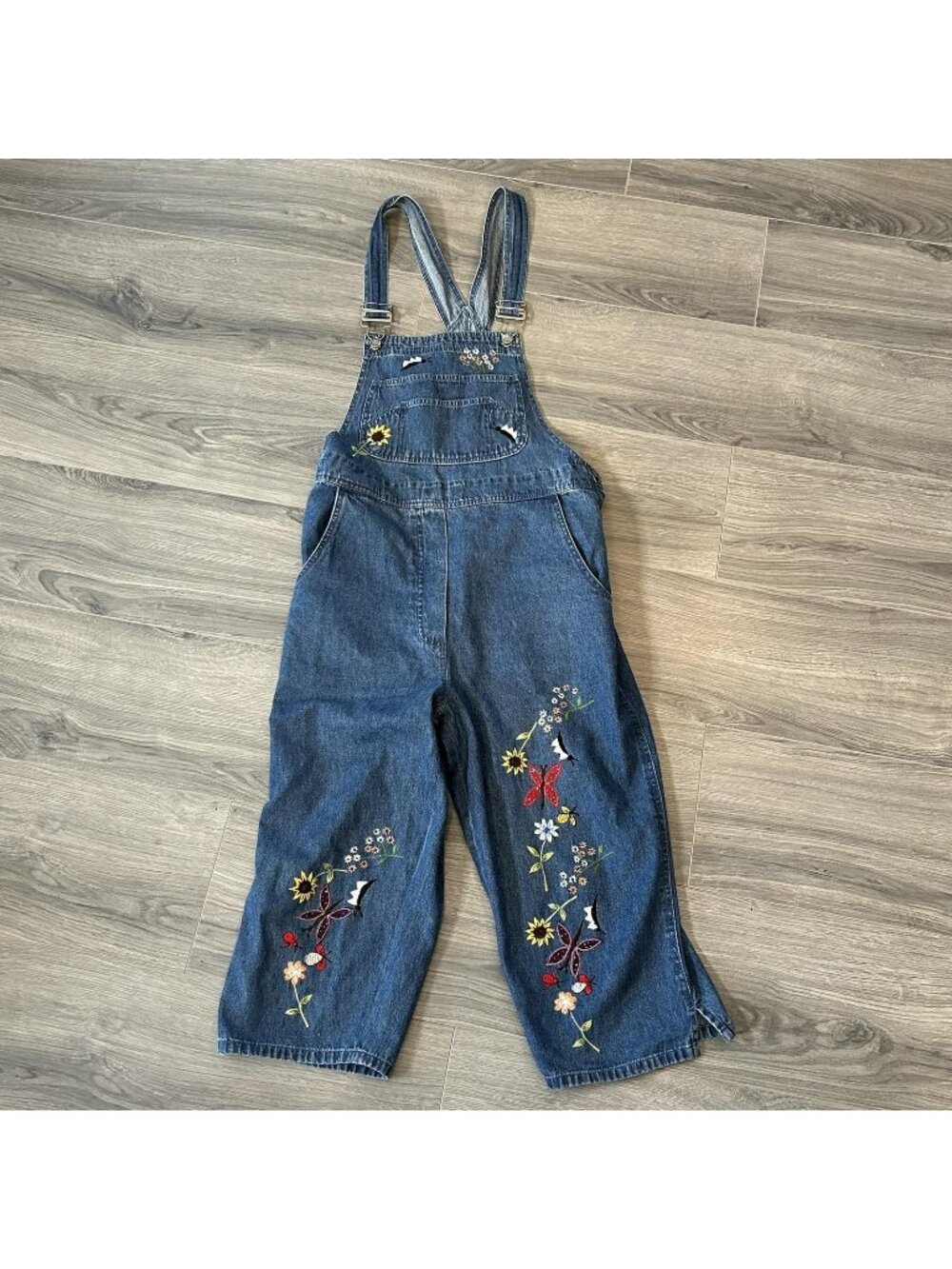 Agapo Overalls Womens M Blue Denim Embroidered Floral Cropped Wide Leg Bib